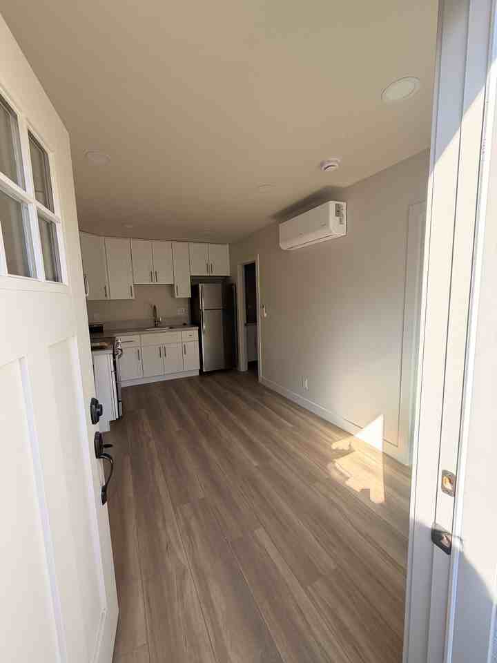 1198 Danober Dr - Photo 3 of 9