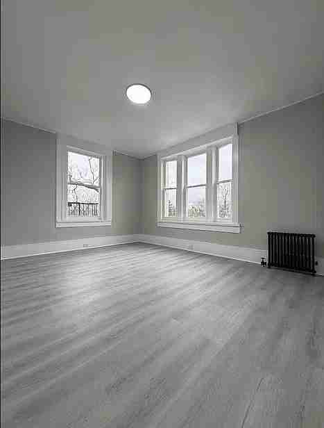 218 E 7th St #19 - Photo 6 of 7