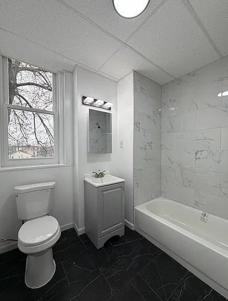 218 E 7th St #19 - Photo 7 of 7