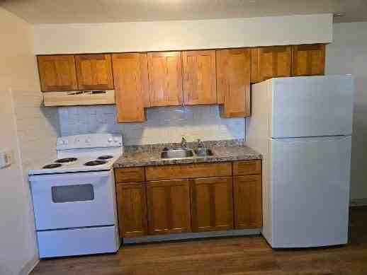 112 Elm St #104 - Photo 2 of 7