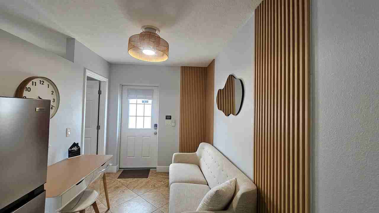 368 Buenaventura Blvd #2 - Photo 4 of 17