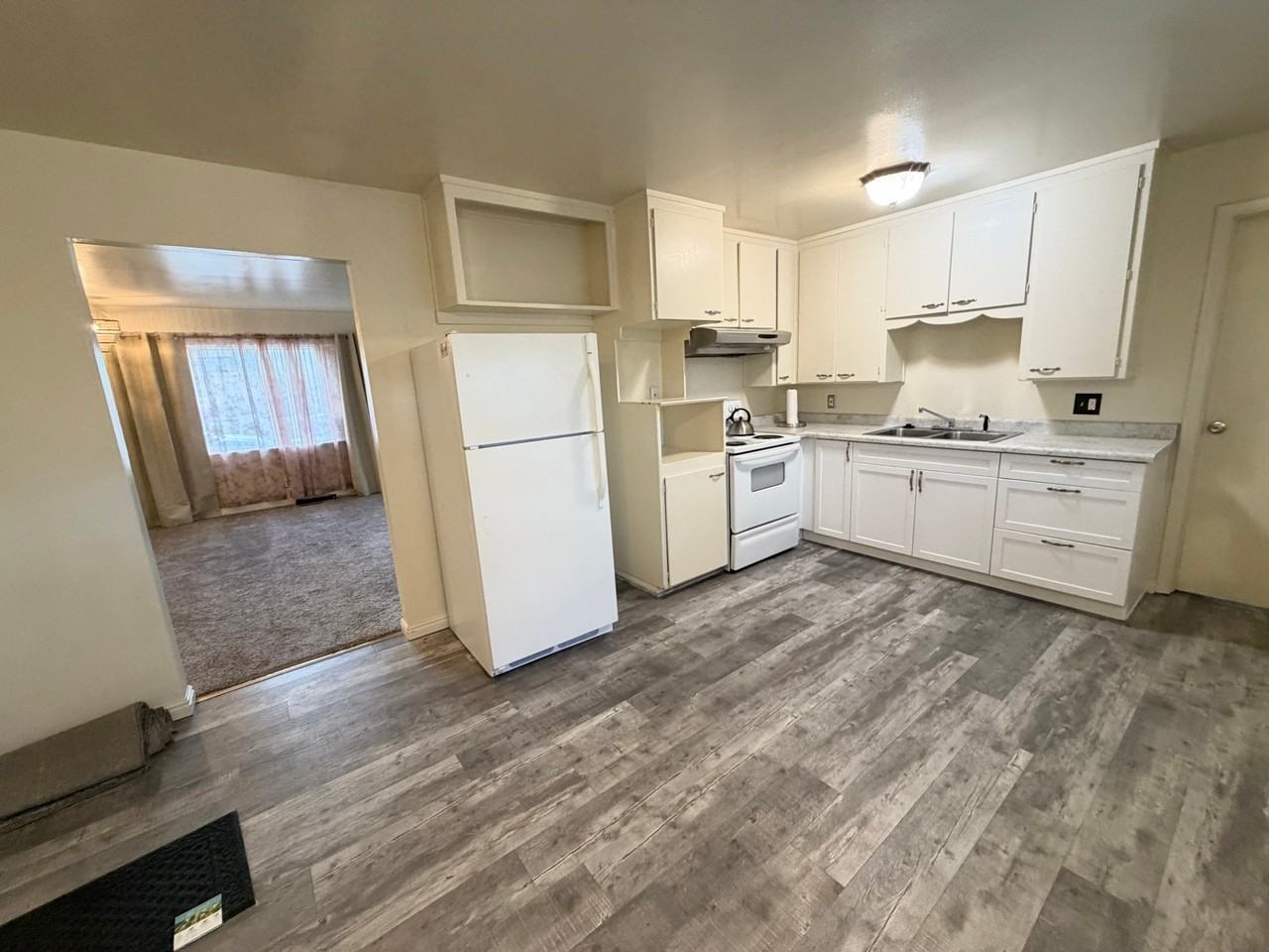 5015 W Hoopes St - Photo 3 of 17