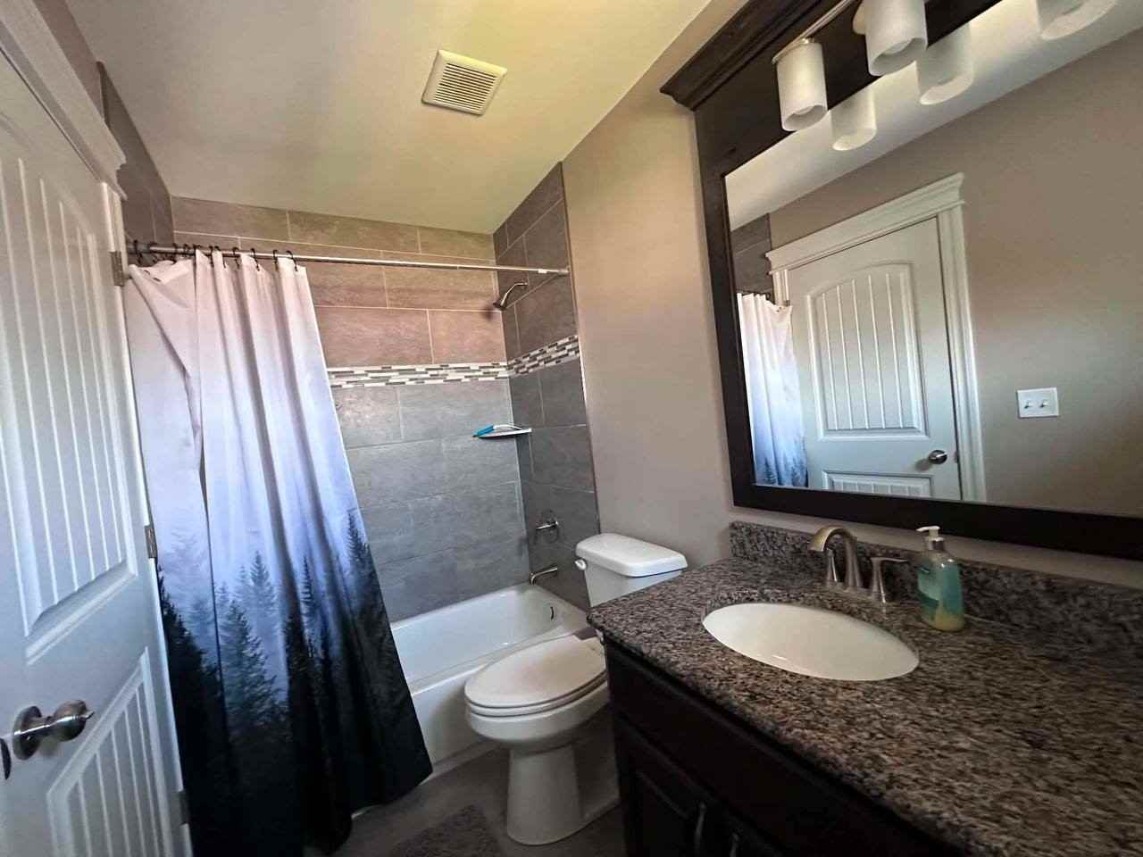 605 Boulder St - Photo 4 of 17
