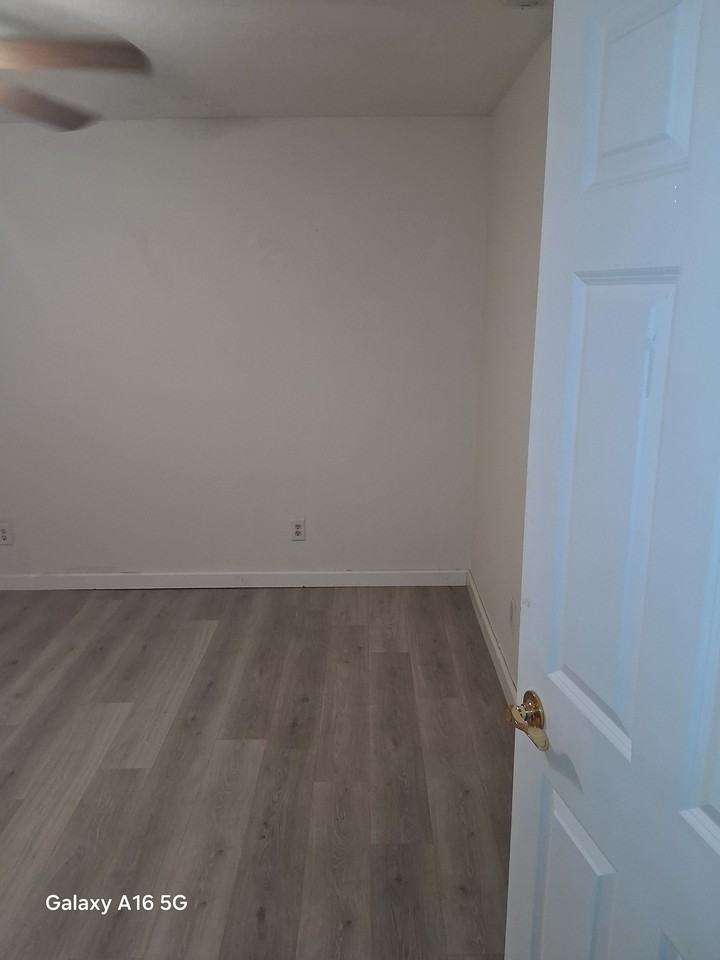 2450 9th Ave #3 - Photo 4 of 13