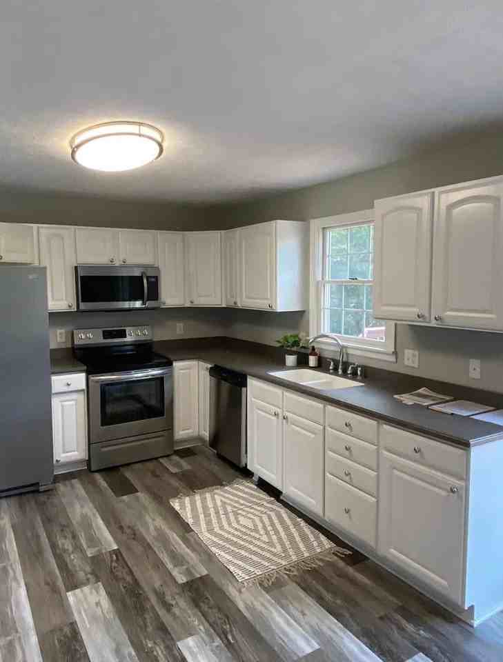 3251 Grandview Rd - Photo 6 of 22