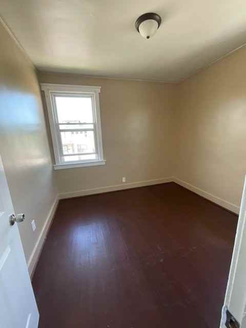 8457 Cahalan St - Photo 7 of 9