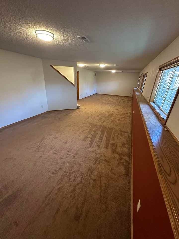 4872 Farmstead St - Photo 6 of 20