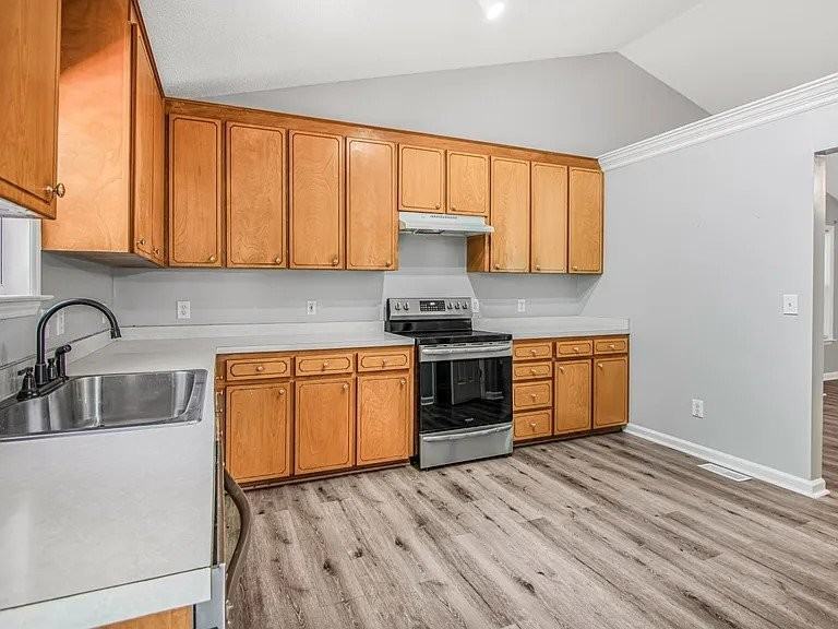 129 Nelson Ct - Photo 4 of 11