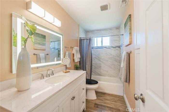 7211 Grandoaks Dr - Photo 6 of 18
