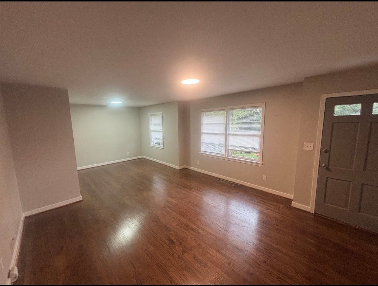 253 Glynn Dr - Photo 2 of 15