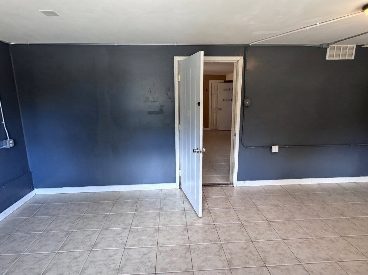 613 S Stark Hwy #5 - Photo 2 of 19