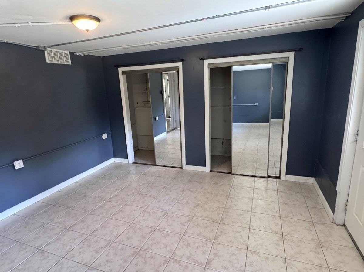613 S Stark Hwy #5 - Photo 3 of 19