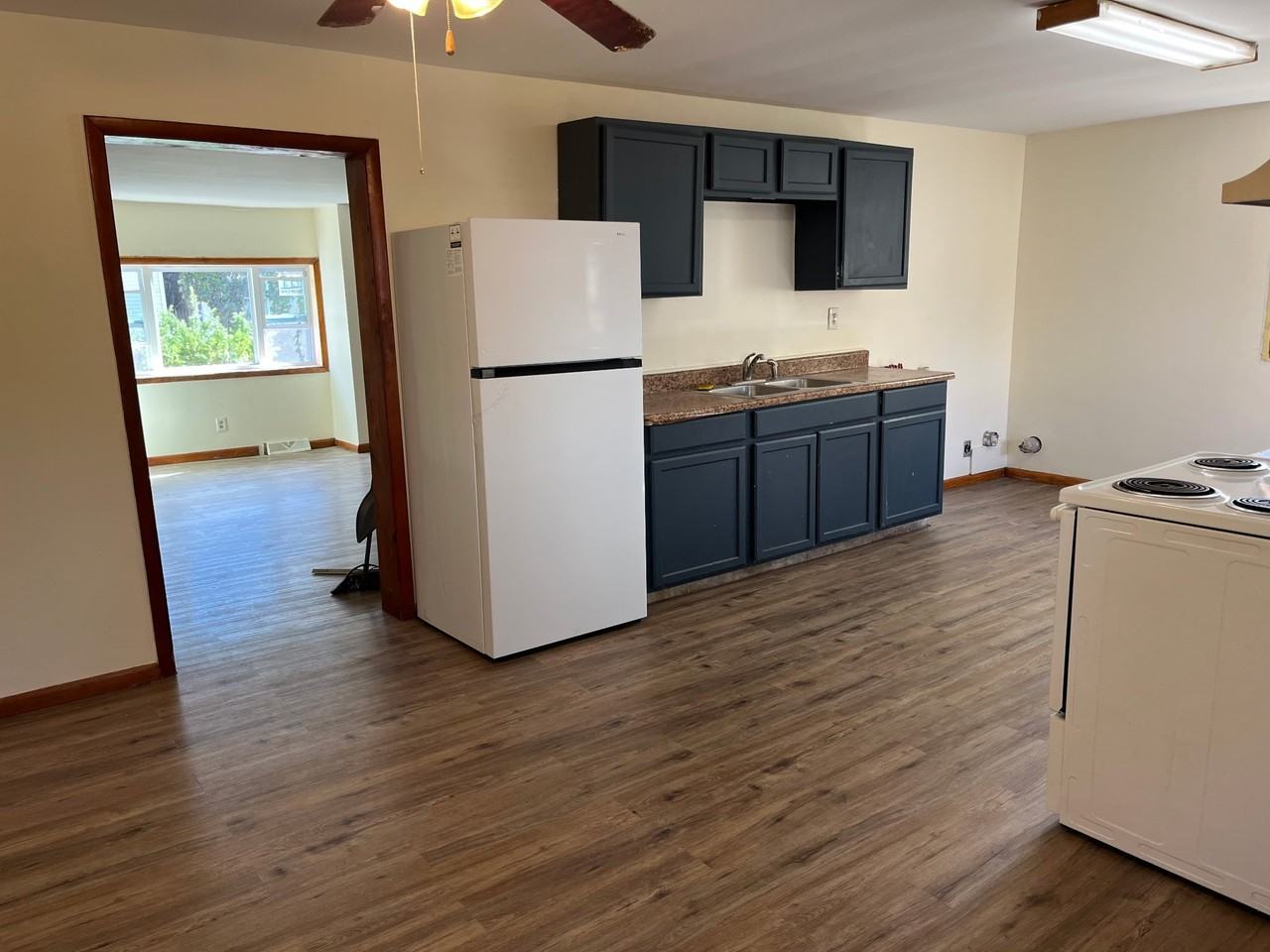 78 3rd St #1 - Photo 5 of 11