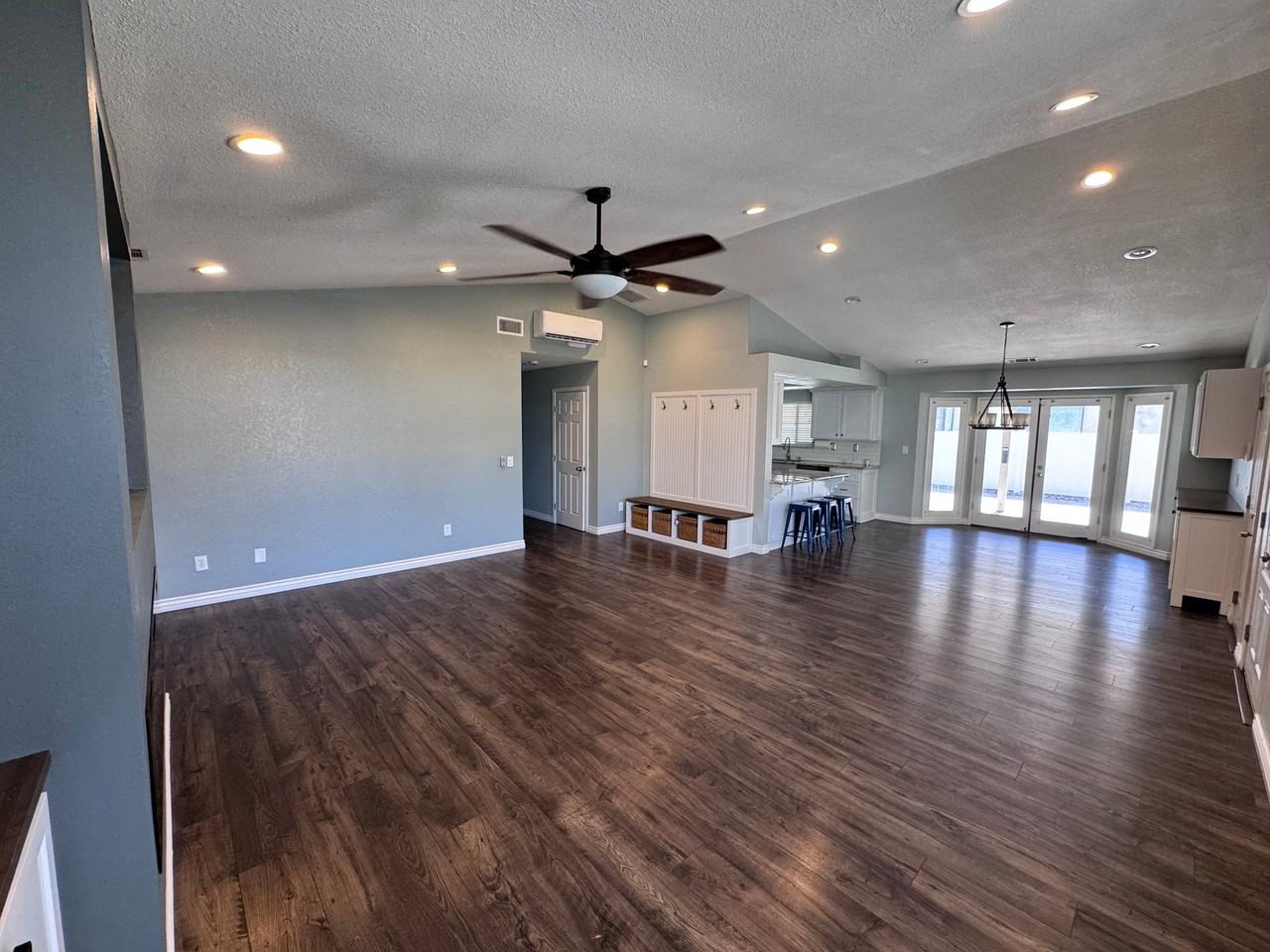 13073 Caspian Dr - Photo 3 of 14