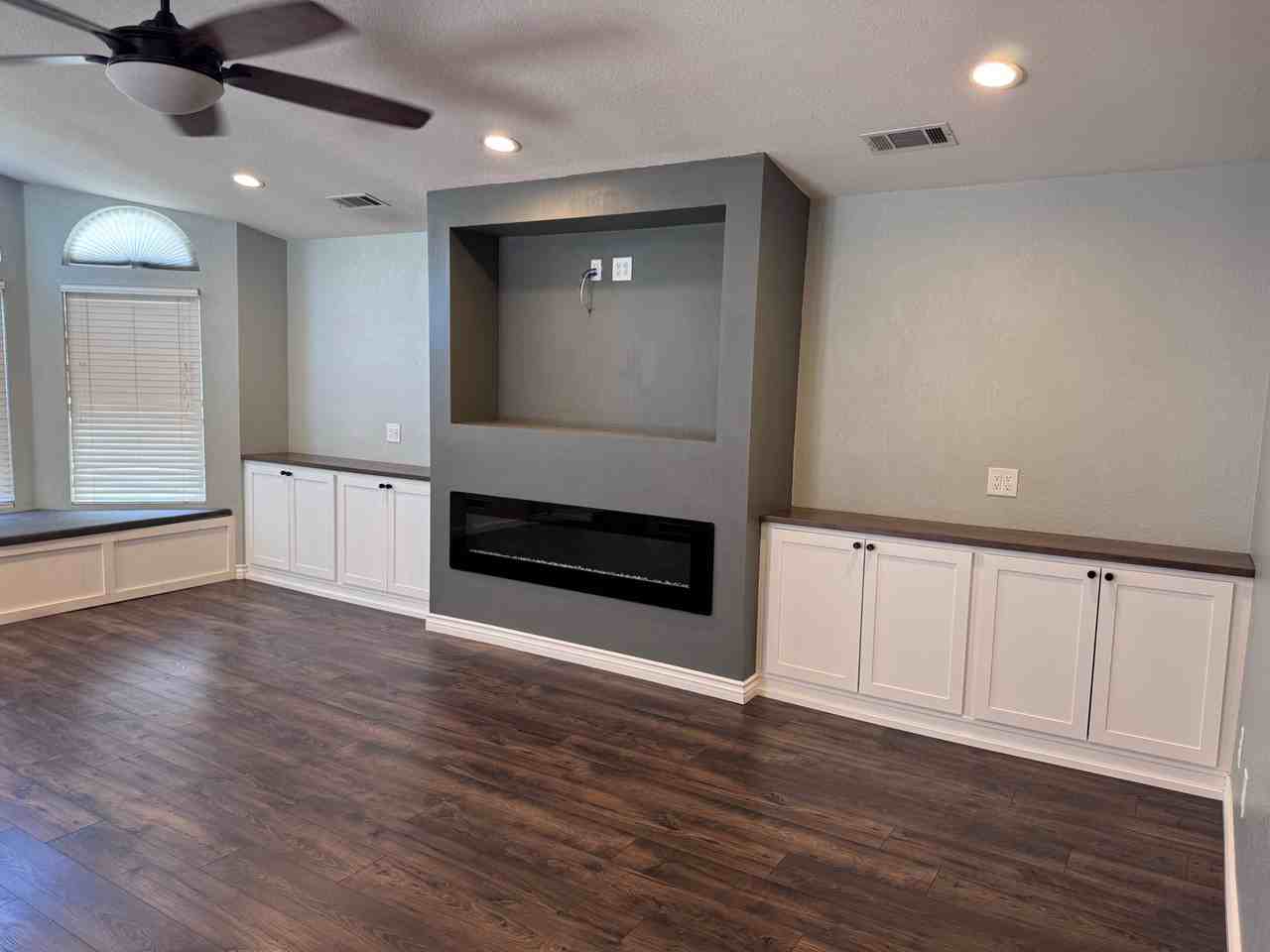 13073 Caspian Dr - Photo 4 of 14