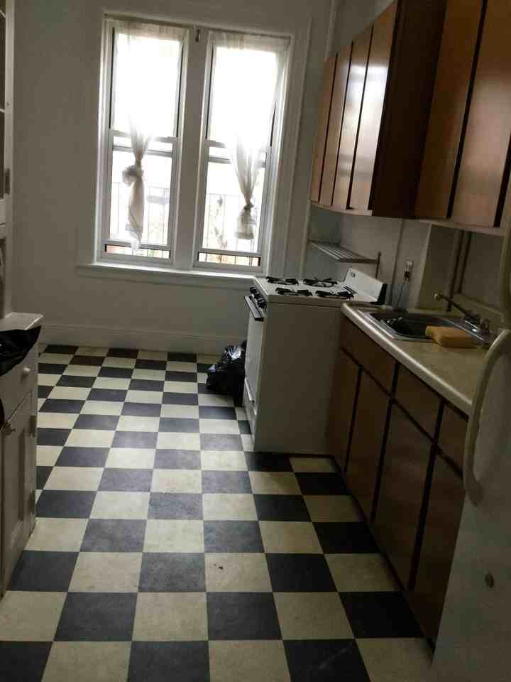 2908 31st Ave #E1 - Photo 6 of 8