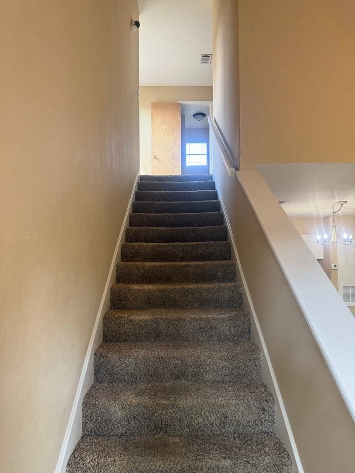 402 Summer Ct #2A - Photo 2 of 19