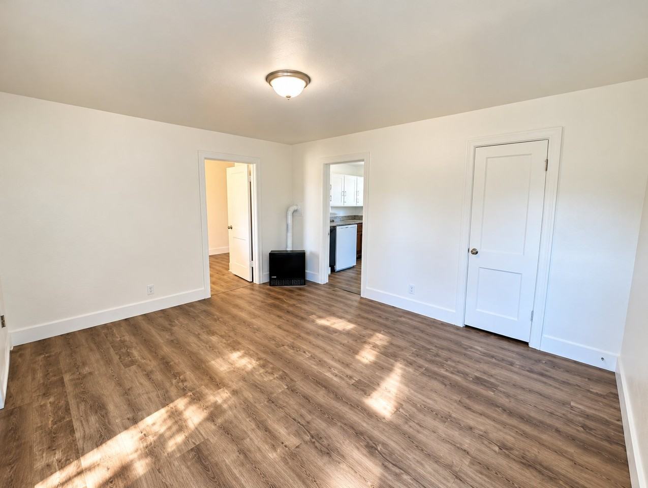 1410 Mitchell St #1410 - Photo 6 of 20
