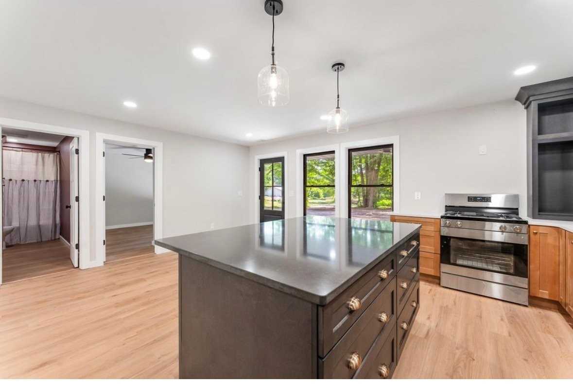 19071 Joslin Cir - Photo 5 of 10