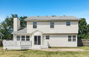 featured image of 2201 Graystone Dr