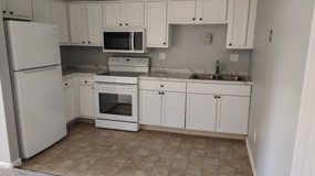 8 Lori Ln #I - Photo 1 of 1