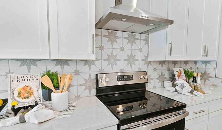 6878 Mirage St - Photo 2 of 11