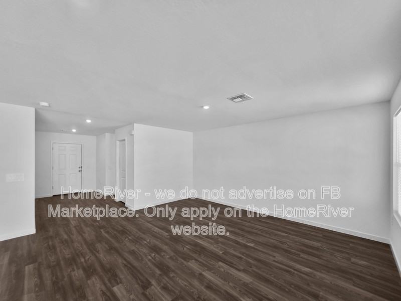 11025 Hobbit Dr - Photo 3 of 20