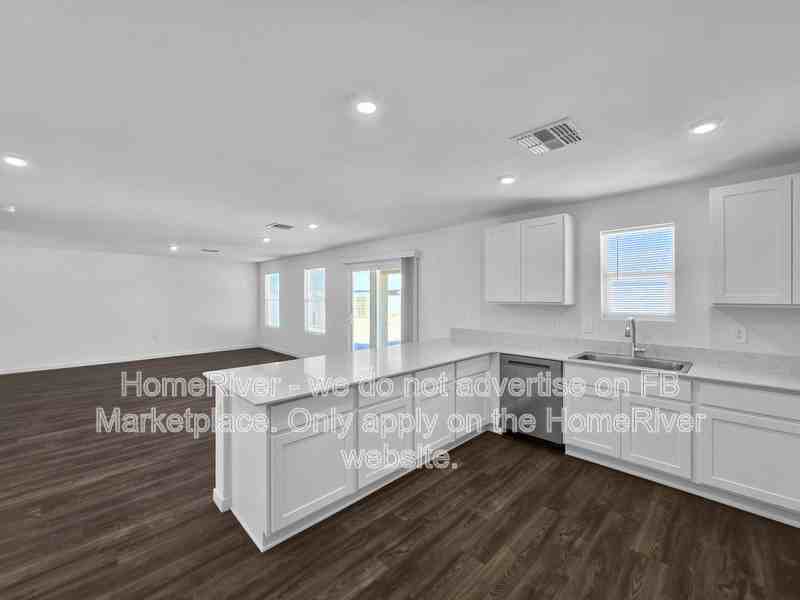 11025 Hobbit Dr - Photo 6 of 20