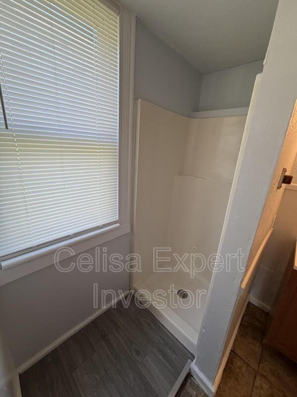 121 E Suttenfield St #1 - Photo 5 of 6