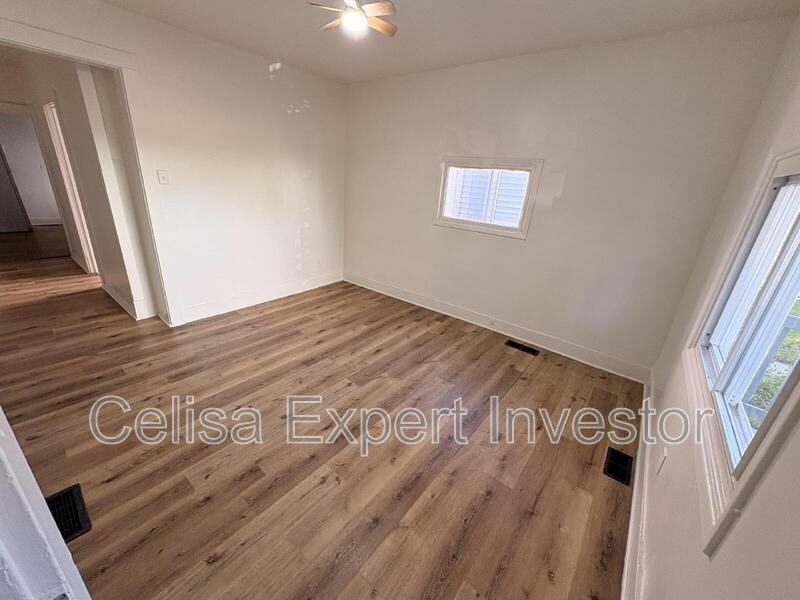 1233 Wall St - Photo 2 of 7