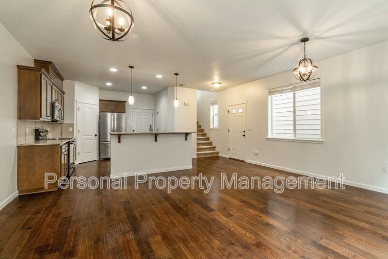 2707 Ne 130th Ct - Photo 3 of 18