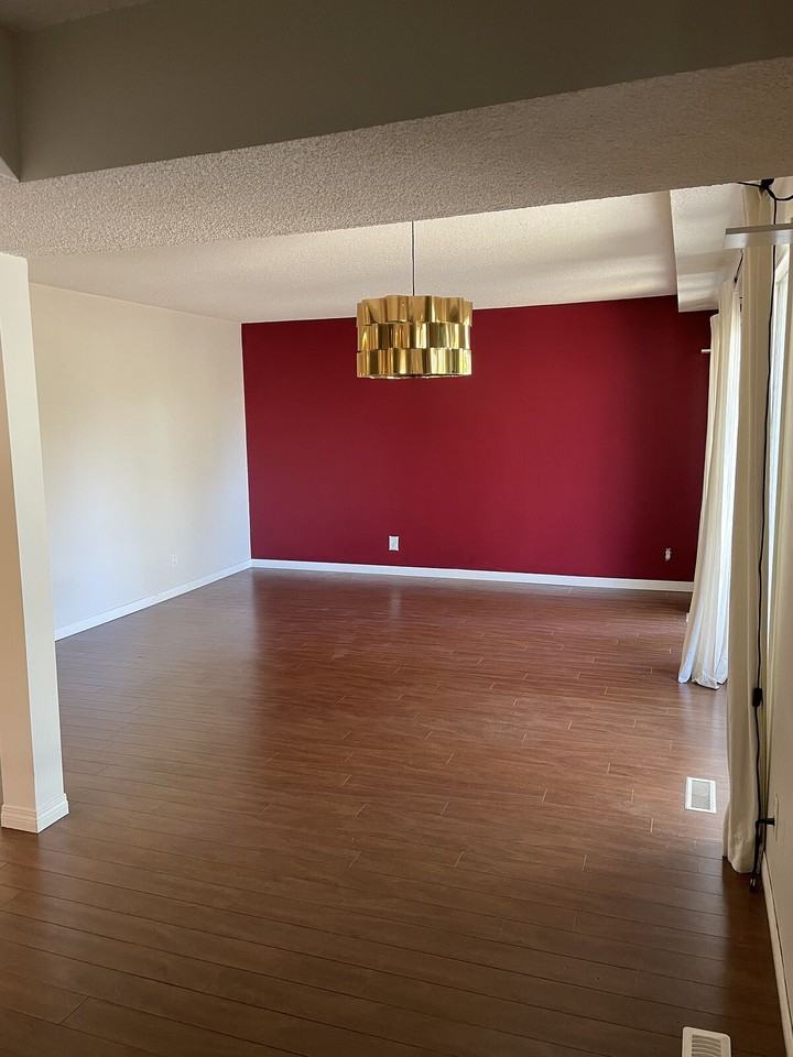 10551 84 St Nw - Photo 2 of 37