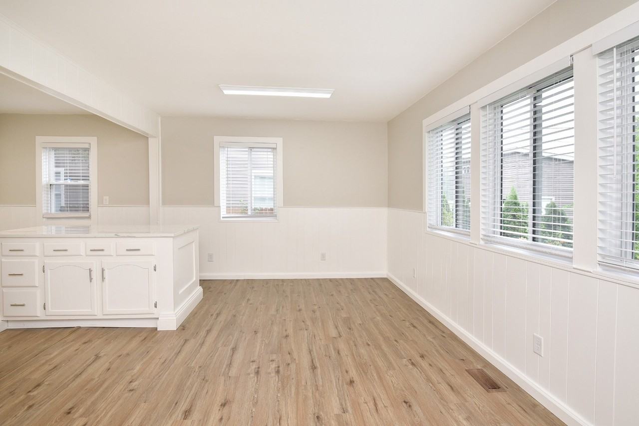 2943 Horton St #NA - Photo 6 of 33