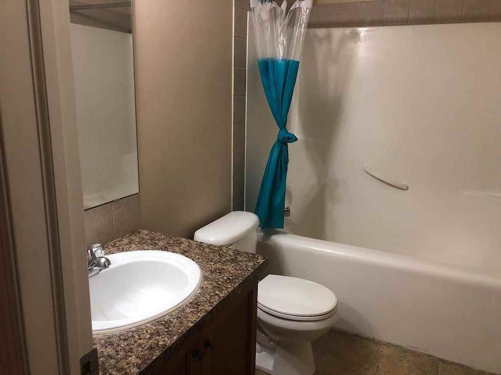24 Taralake Rise Ne - Photo 3 of 13