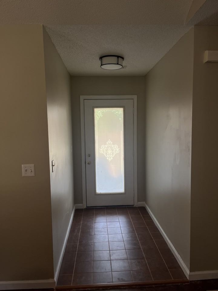 809 Deerfield Dr #NA - Photo 2 of 14