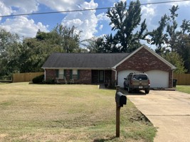 featured image of 809 Deerfield Dr #NA