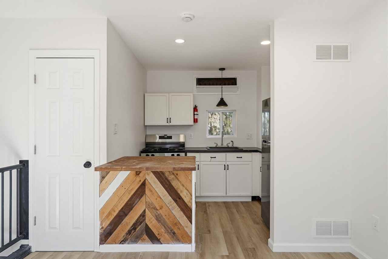 11 Maytide St #3 - Photo 6 of 23