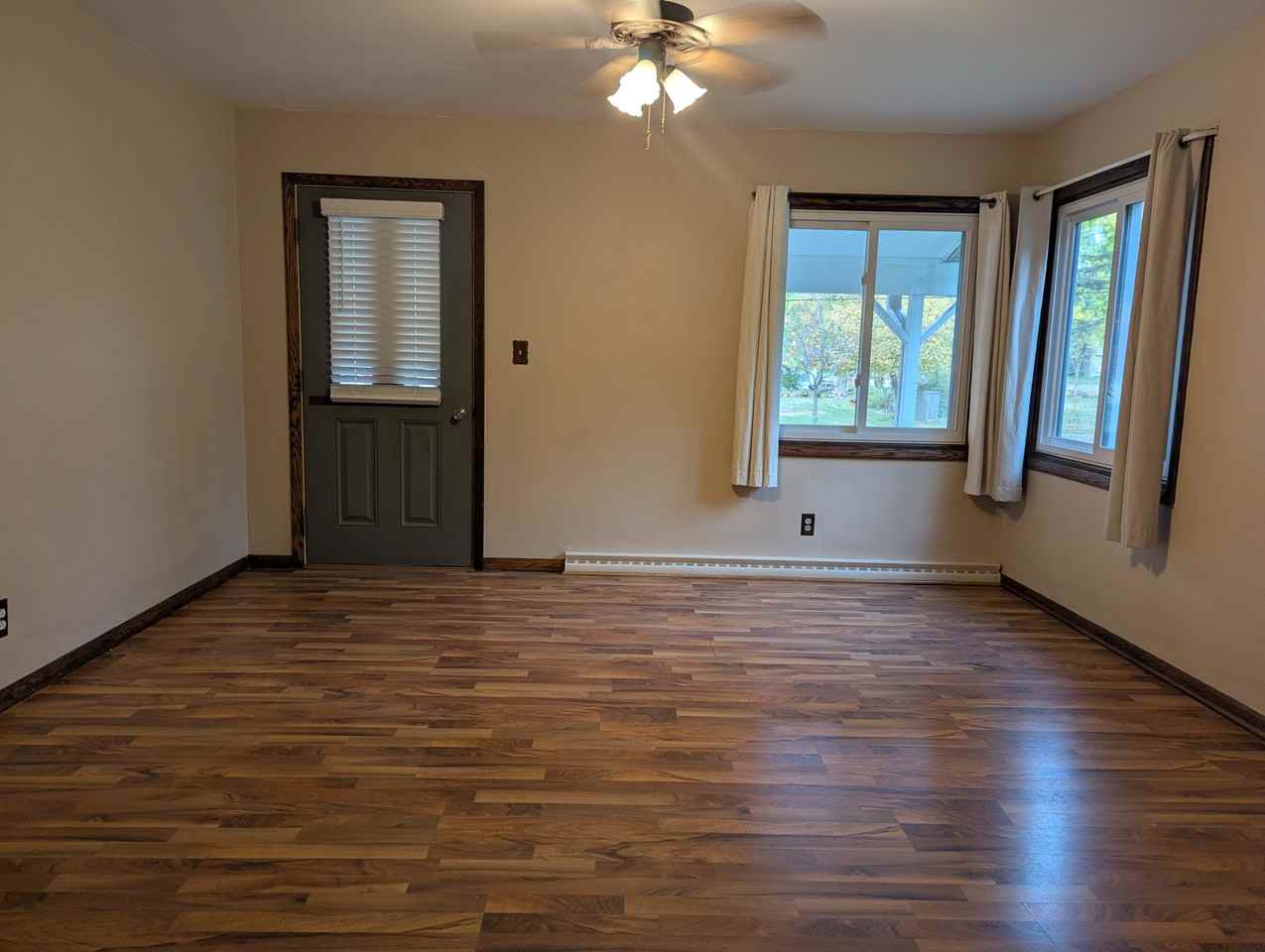 519 Pflieger St #NA - Photo 3 of 26