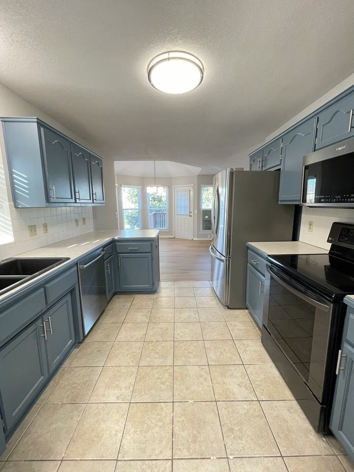 8660 Ne 110th St #NA - Photo 3 of 10