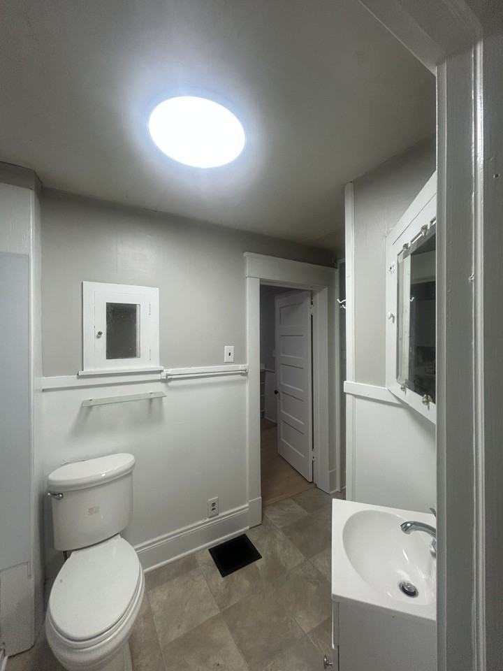 1215 Massachusetts Ave #NA - Photo 4 of 25
