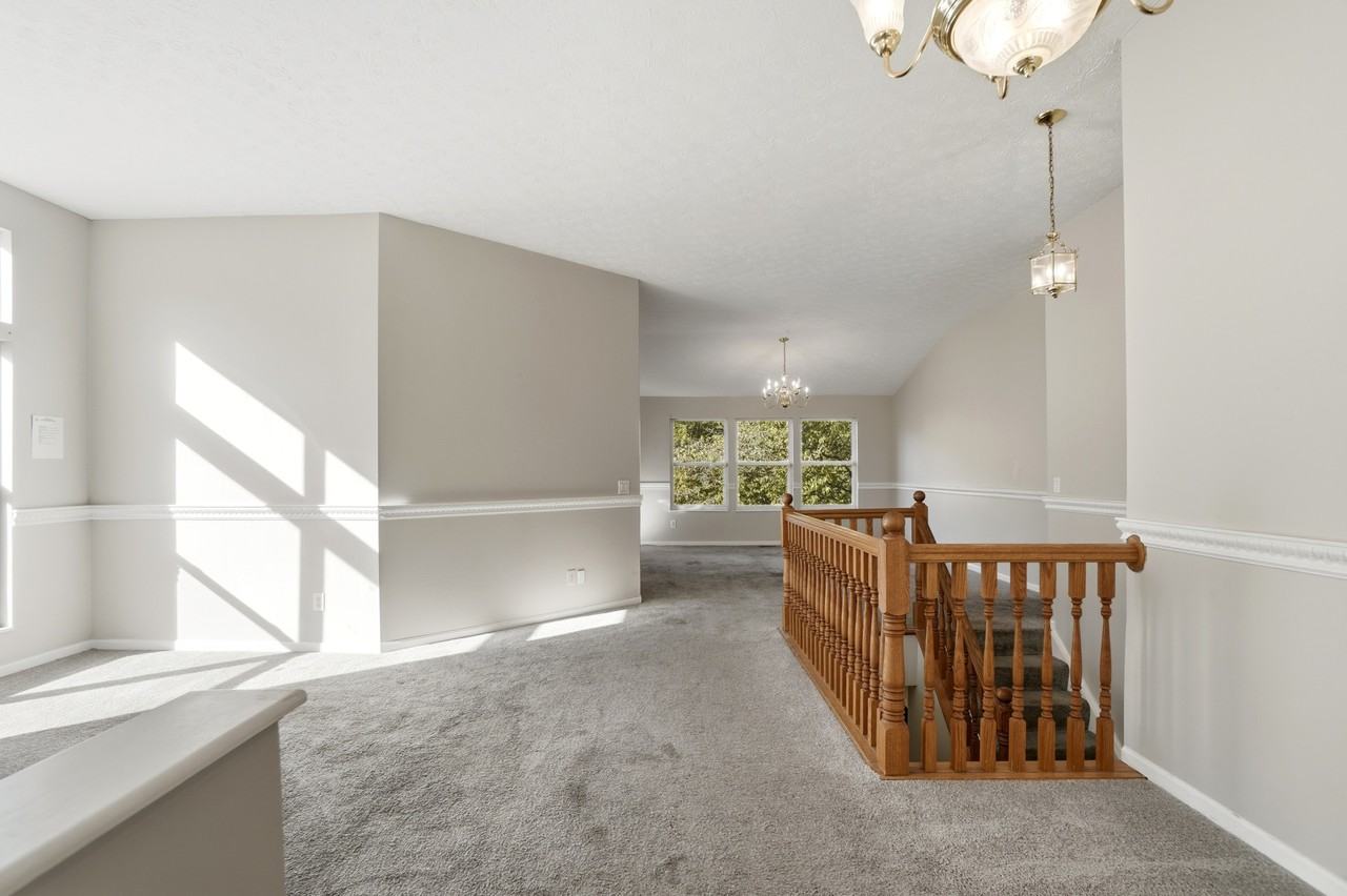 2216 Woodacre Dr #NA - Photo 2 of 20