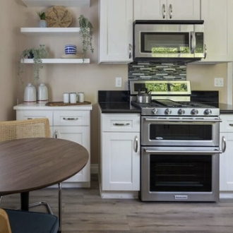 3007 Hyde Park Blvd #NA - Photo 2 of 7