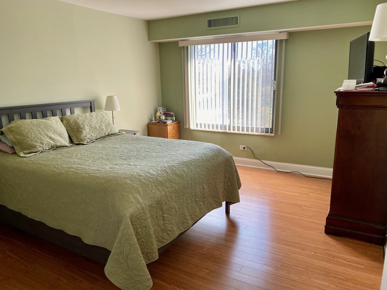 1415 E Central Rd - Photo 3 of 8