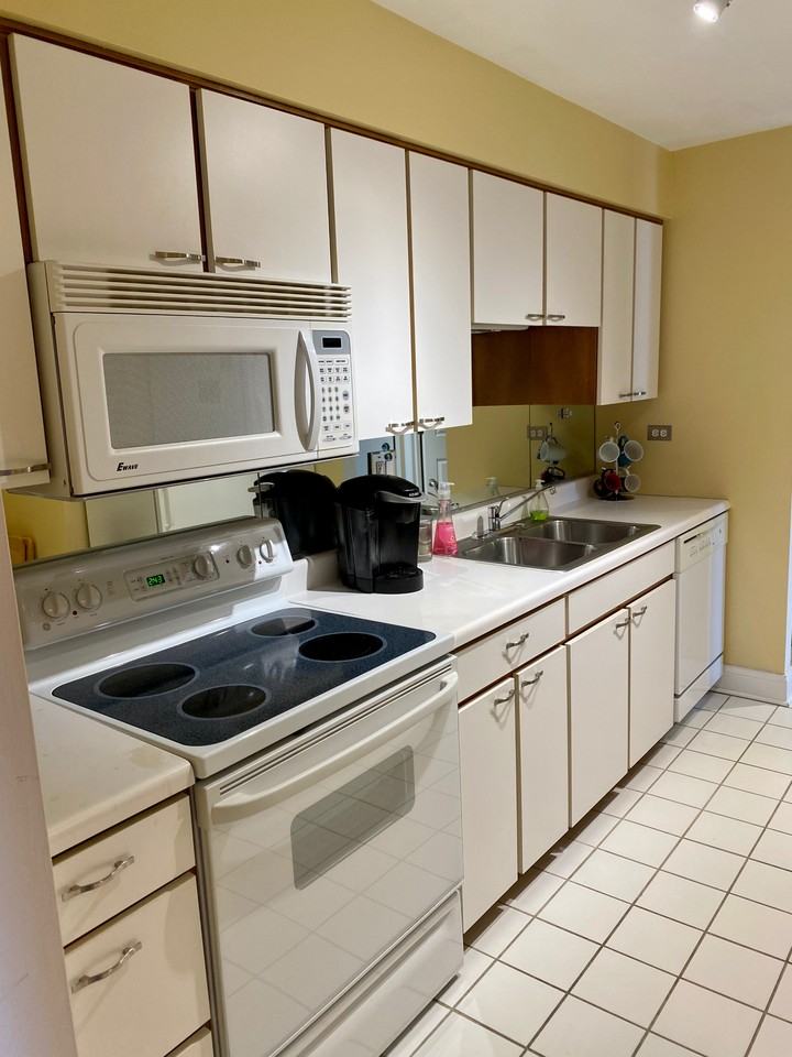 1415 E Central Rd - Photo 5 of 8