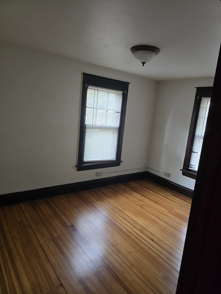 700 Elm St #NA - Photo 5 of 16