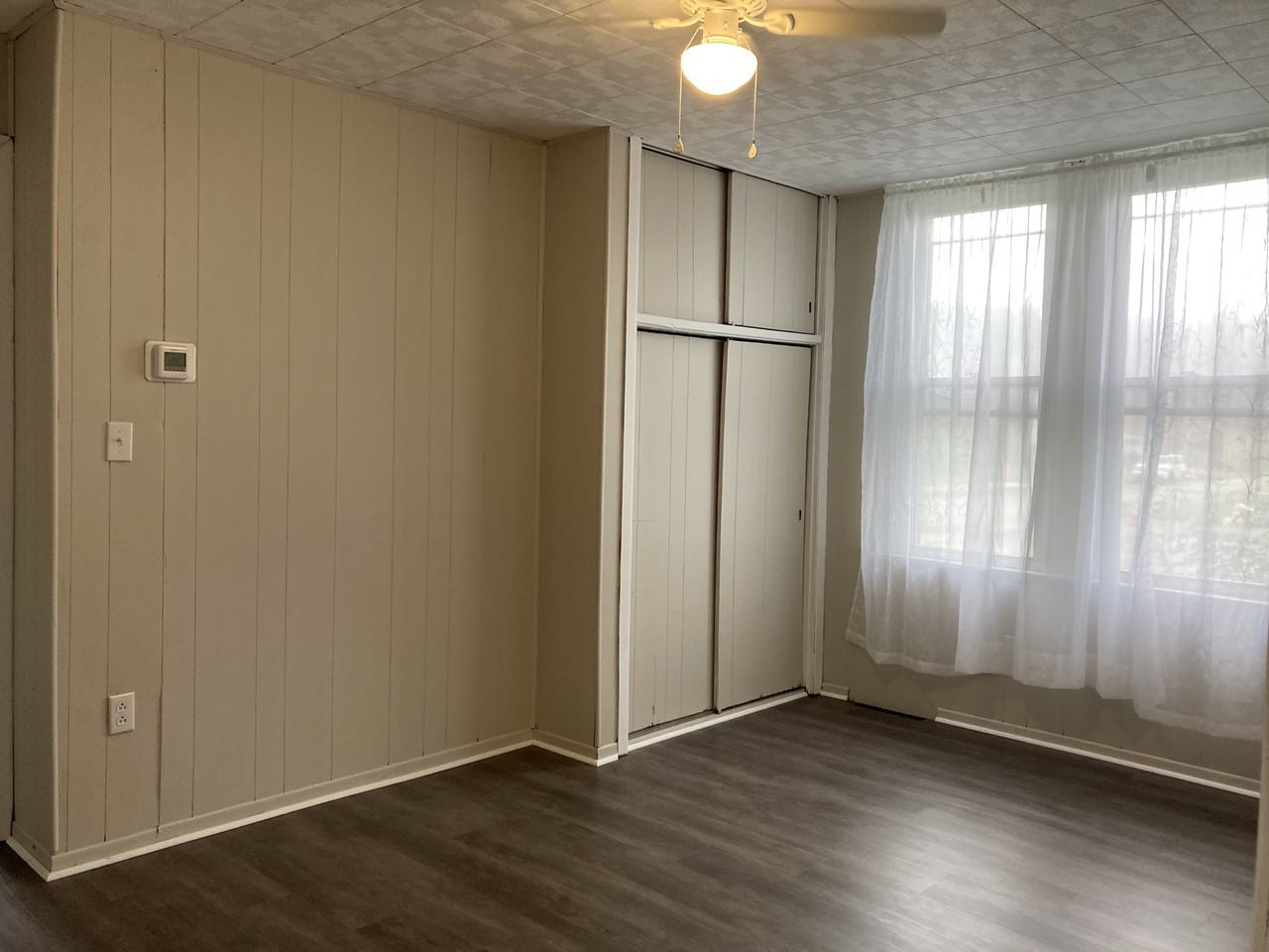 104 W Miller St #1 - Photo 5 of 7