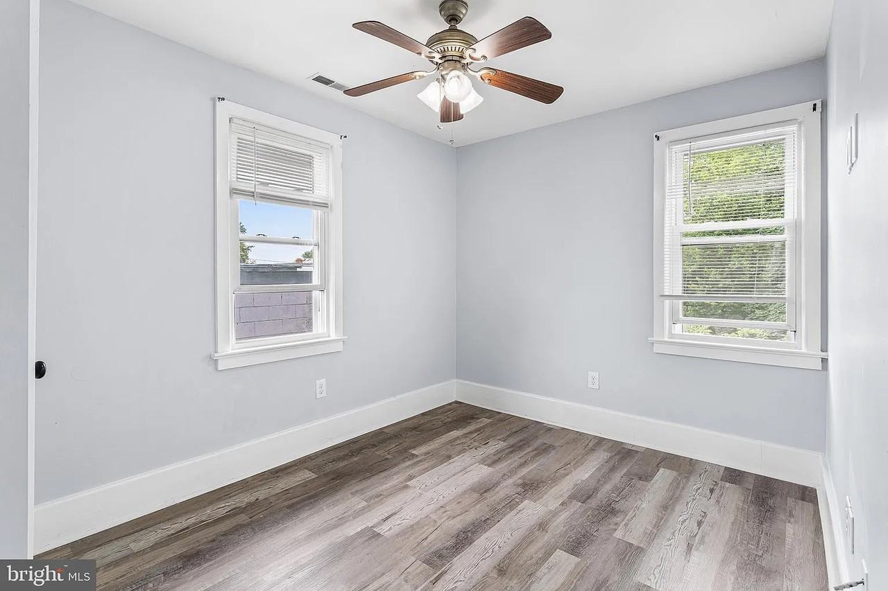 208 Cooper St #1 - Photo 7 of 23