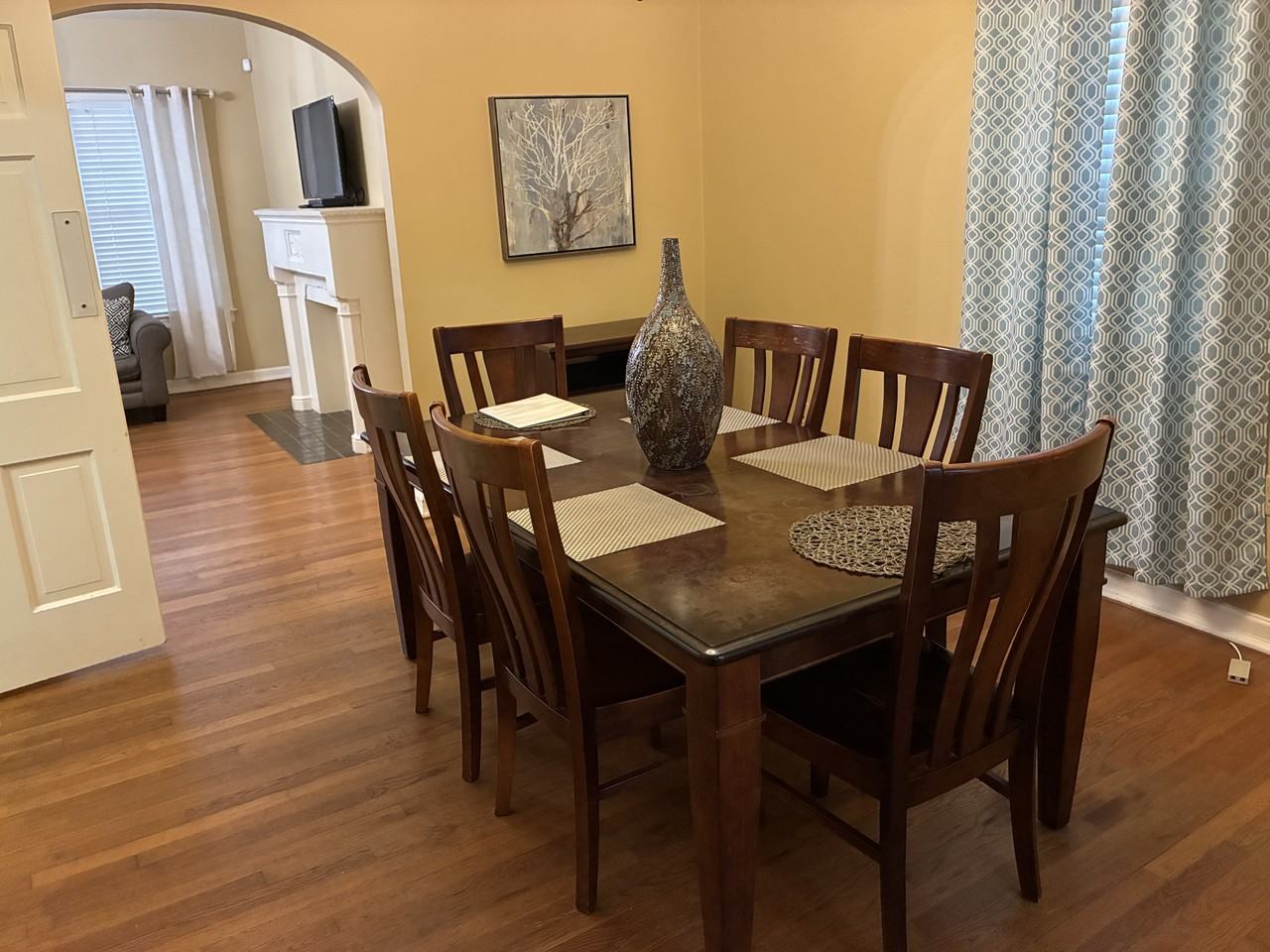 275 E Lullwood Ave #275 - Photo 5 of 17