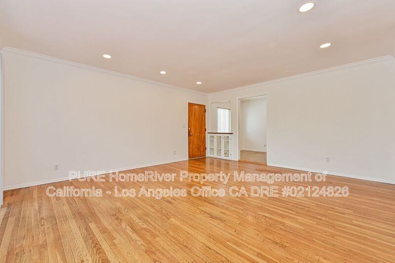 1527 Harvard St #7 - Photo 2 of 17