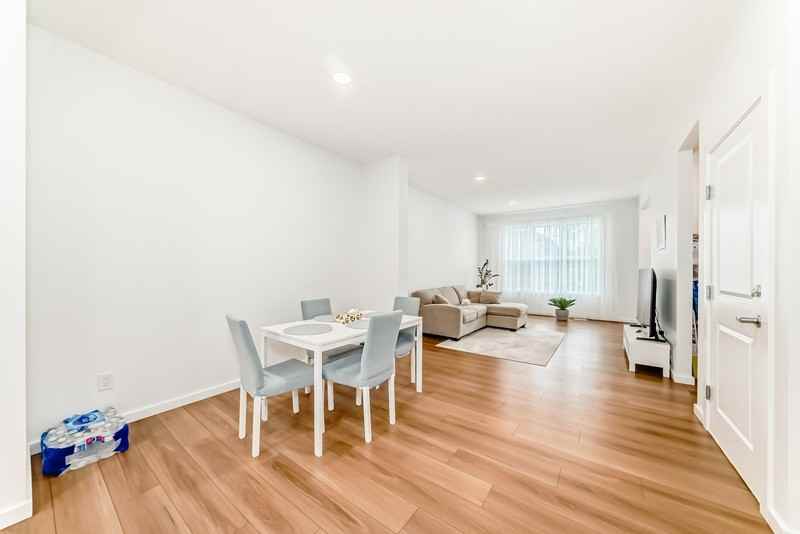 8129 226a St Nw - Photo 5 of 10